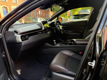 2017 Toyota C-HR - photo 10
