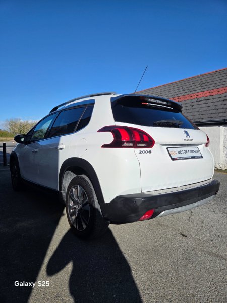 2017 Peugeot 2008 - photo 7