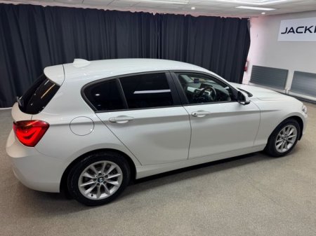 2017 BMW 1-Series - photo 16