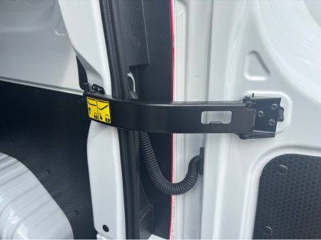 2027 Maxus DELIVER 7 L1H1