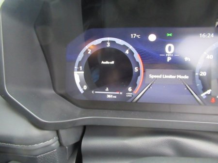 2026 Toyota Hilux - photo 11
