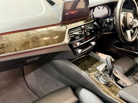 2017 BMW 5-Series - photo 15
