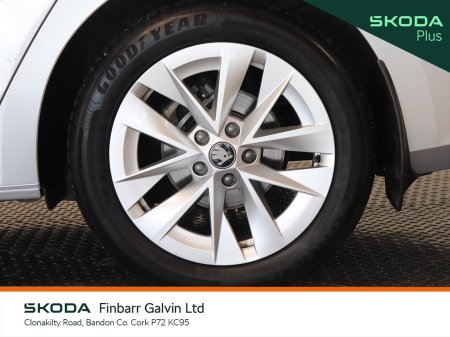 2026 Skoda Octavia - photo 9