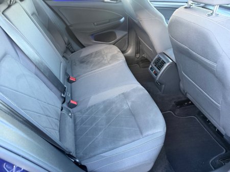 2022 Volkswagen Golf - photo 15