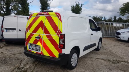 2020 Peugeot Partner - photo 7