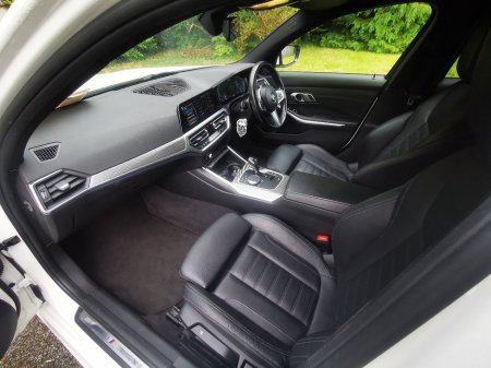 2021 BMW 3-Series - photo 16