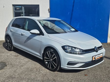 2019 Volkswagen Golf - photo 2
