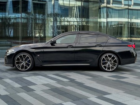 2020 BMW 5-Series - photo 4