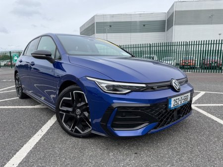 2025 Volkswagen Golf - photo 5