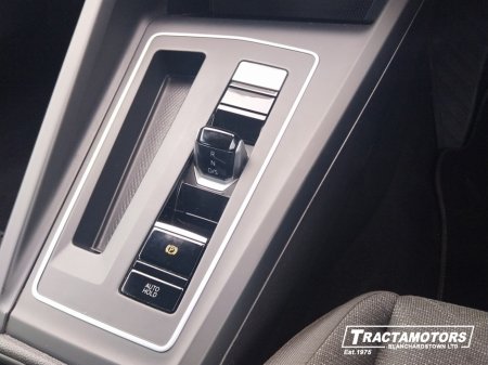 2024 Volkswagen Golf - photo 15
