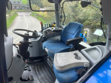 2008 New Holland T6080 - photo 14