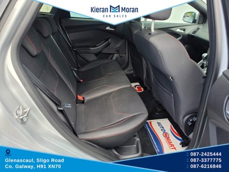 2017 Ford Focus - photo 17