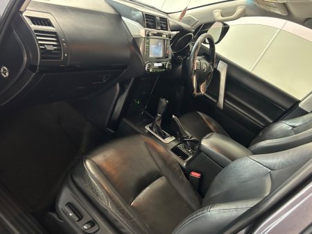 2016 Toyota Land Cruiser - photo 16