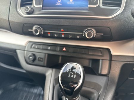 2024 Toyota Proace - photo 17