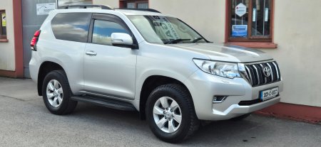 2020 Toyota Land Cruiser - photo 6