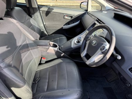 2015 Toyota Prius - photo 4