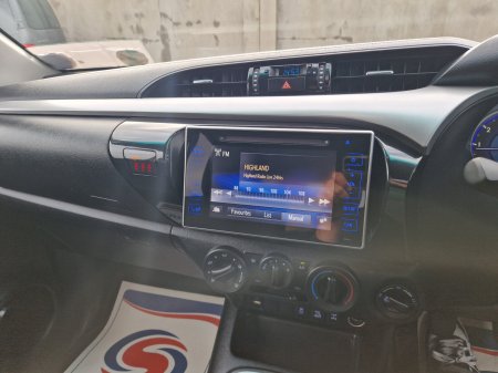 2017 Toyota Hilux - photo 20