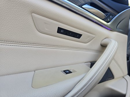 2018 BMW 5-Series - photo 18
