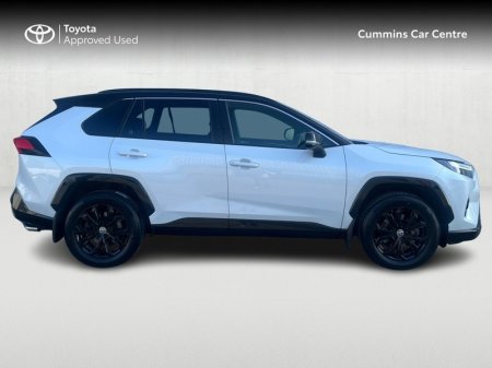 2024 Toyota RAV4 - photo 3