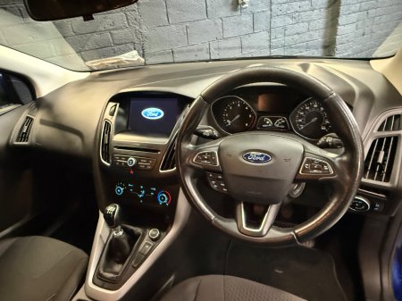 2017 Ford Focus - photo 10