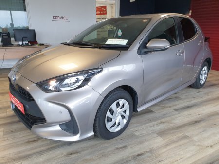 2022 Toyota Yaris - photo 9