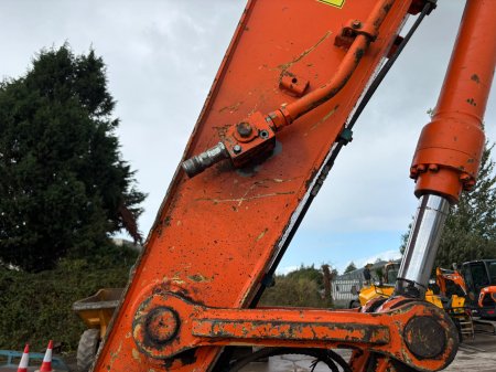 0 HITACHI  - photo 11