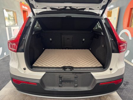 2022 Volvo XC40 - photo 7