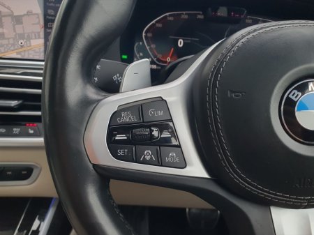 2021 BMW X7 - photo 17