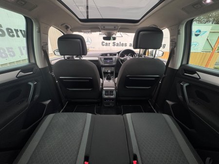 2017 Volkswagen Tiguan - photo 24