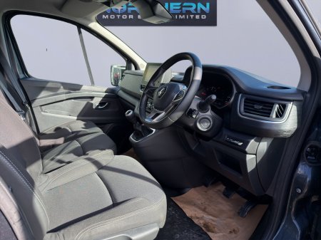 2023 Renault Trafic - photo 9