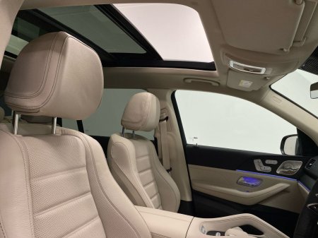 2026 Mercedes-Benz GLS - photo 18