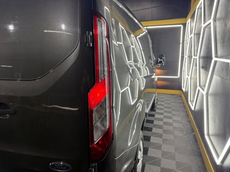 2021 Ford Transit - photo 11