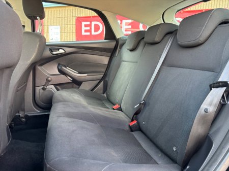 2015 Ford Focus - photo 12