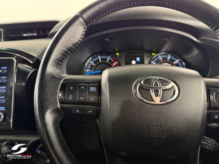 2023 Toyota Hilux - photo 25