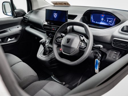 2026 Peugeot Partner - photo 2