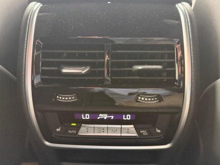 2026 BMW XM - photo 31