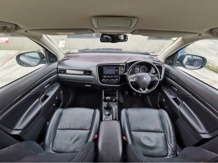 2016 Mitsubishi Outlander - photo 14