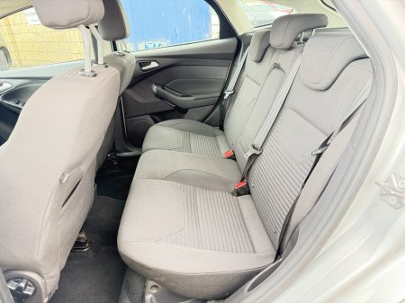 2017 Ford Focus - photo 12