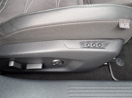 2025 Opel Astra - photo 17