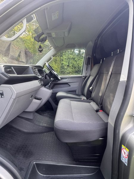 2020 Volkswagen Transporter - photo 10