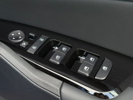 2026 Kia Sportage - photo 21
