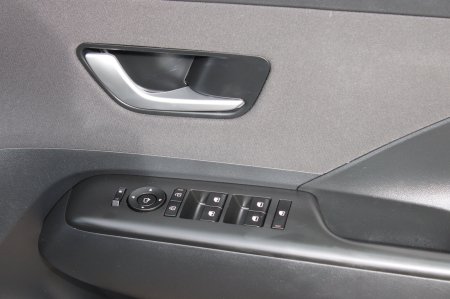 2025 Hyundai KONA - photo 15