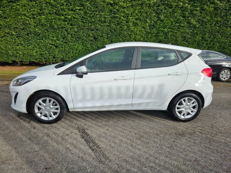 2018 Ford Fiesta - photo 4