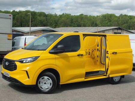 2025 Ford Transit Custom - photo 2