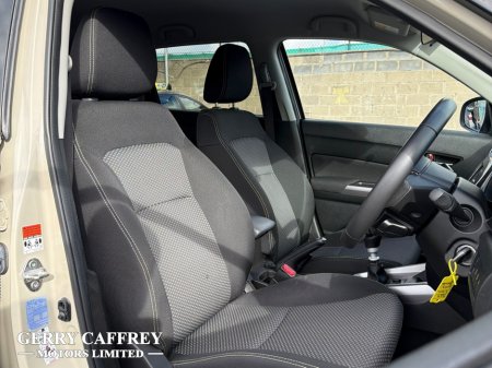 2023 Suzuki Vitara - photo 8