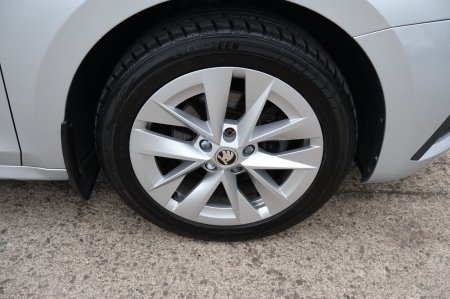 2022 Skoda Octavia - photo 29