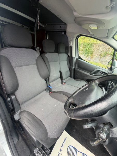 2017 Peugeot Partner - photo 16