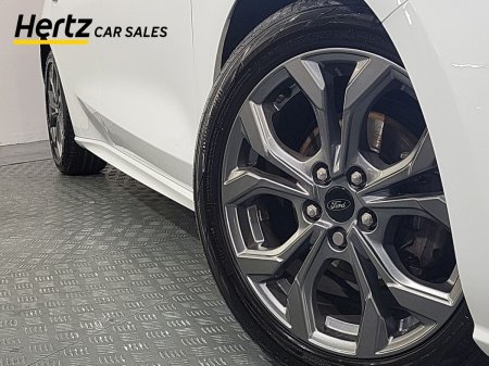 2023 Ford Focus - photo 6
