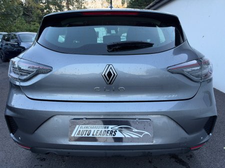 2024 Renault Clio - photo 6