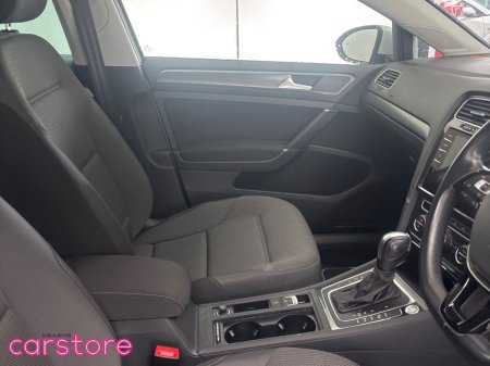 2020 Volkswagen Golf - photo 9
